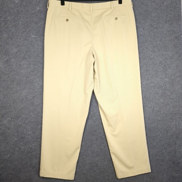 LL Bean Classic Fit Pleated Chinos Mens 42x32 Khaki Tan Cotton Pants - Picture 7 of 14